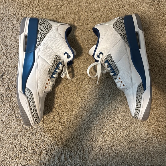 Air Jordan Retro 3 “Wizards” - Picture 7 of 14